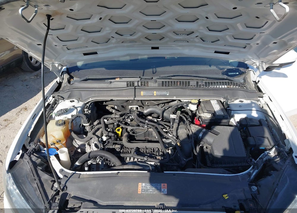 2020 FORD FUSION VIN: 3FA6P0HD8LR172641