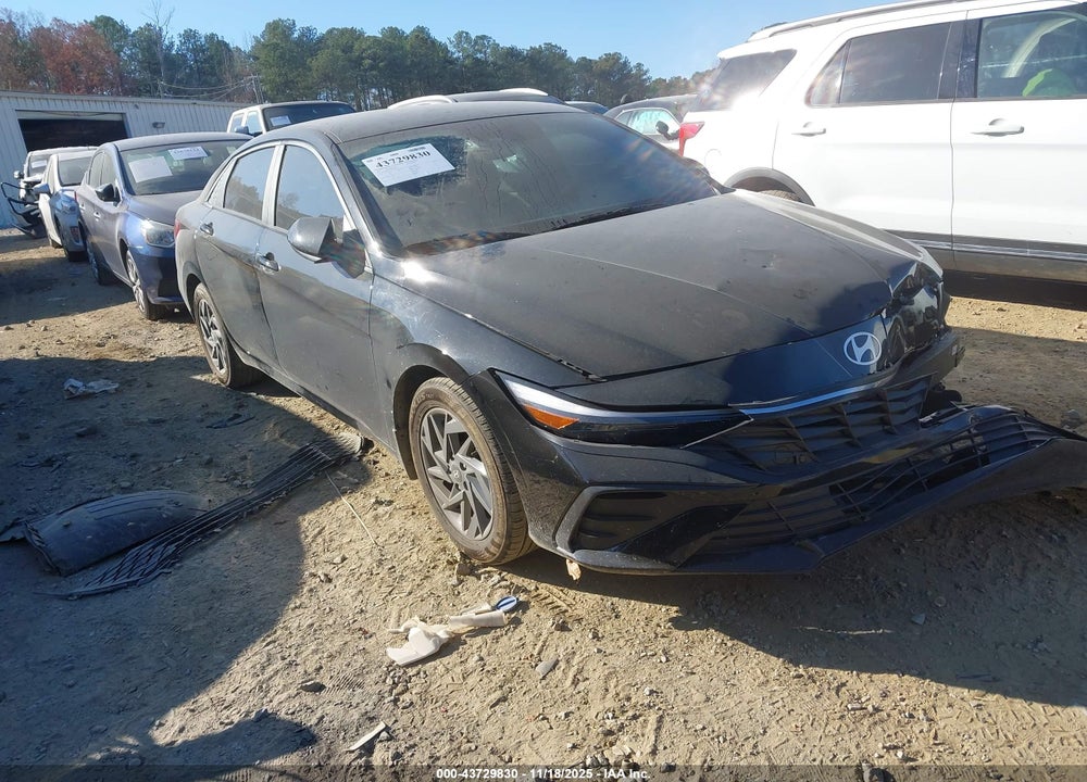 2024 HYUNDAI ELANTRA SEL VIN: KMHLM4DG3RU830960
