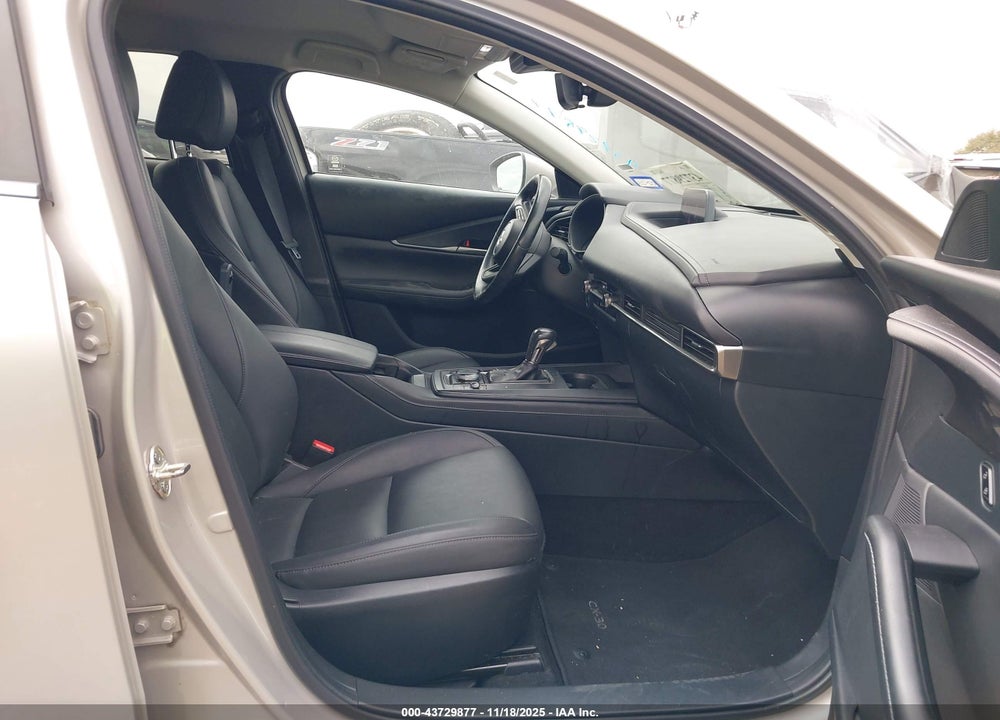 2023 MAZDA CX-30 2.5 S SELECT VIN: 3MVDMBBM7PM529856