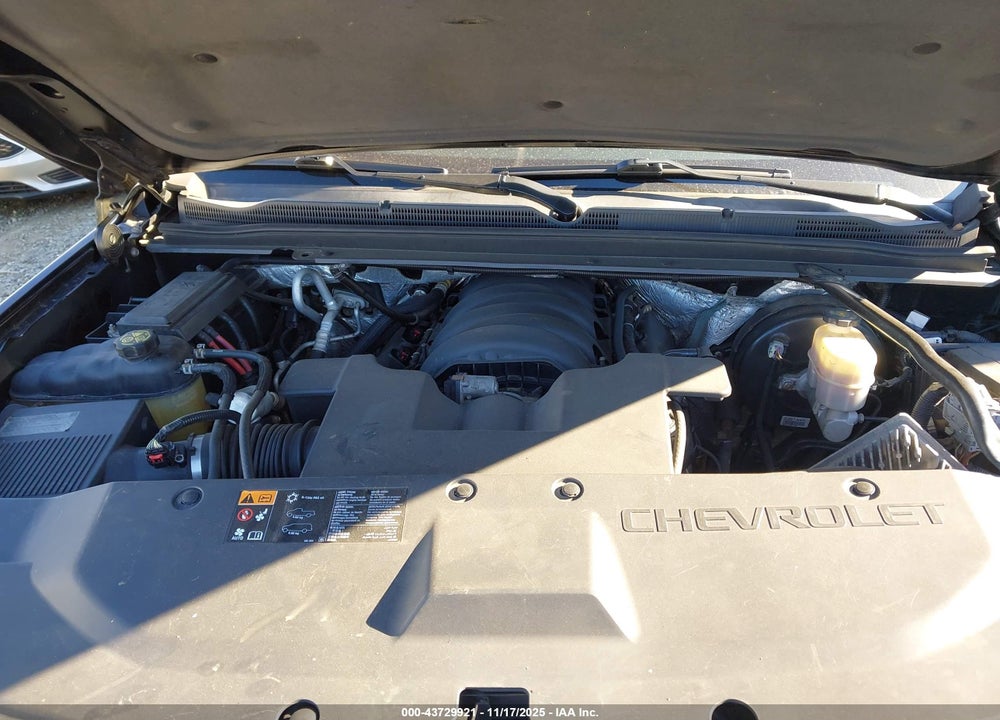 2015 CHEVROLET SUBURBAN 1500 VIN: 1GNSKJKC3FR297759