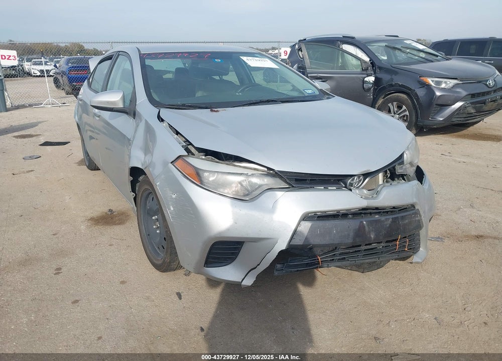 2015 TOYOTA COROLLA LE VIN: 5YFBURHE3FP317268
