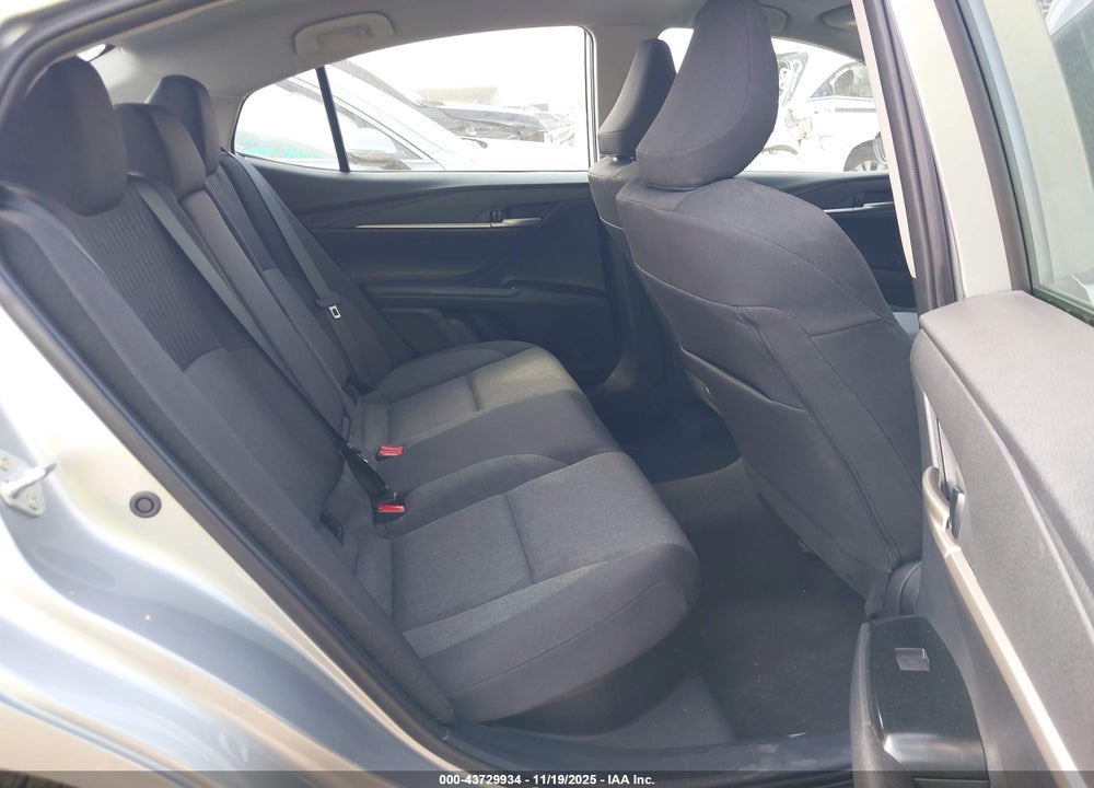 2025 TOYOTA CAMRY LE VIN: 4T1DAACK0SU098018