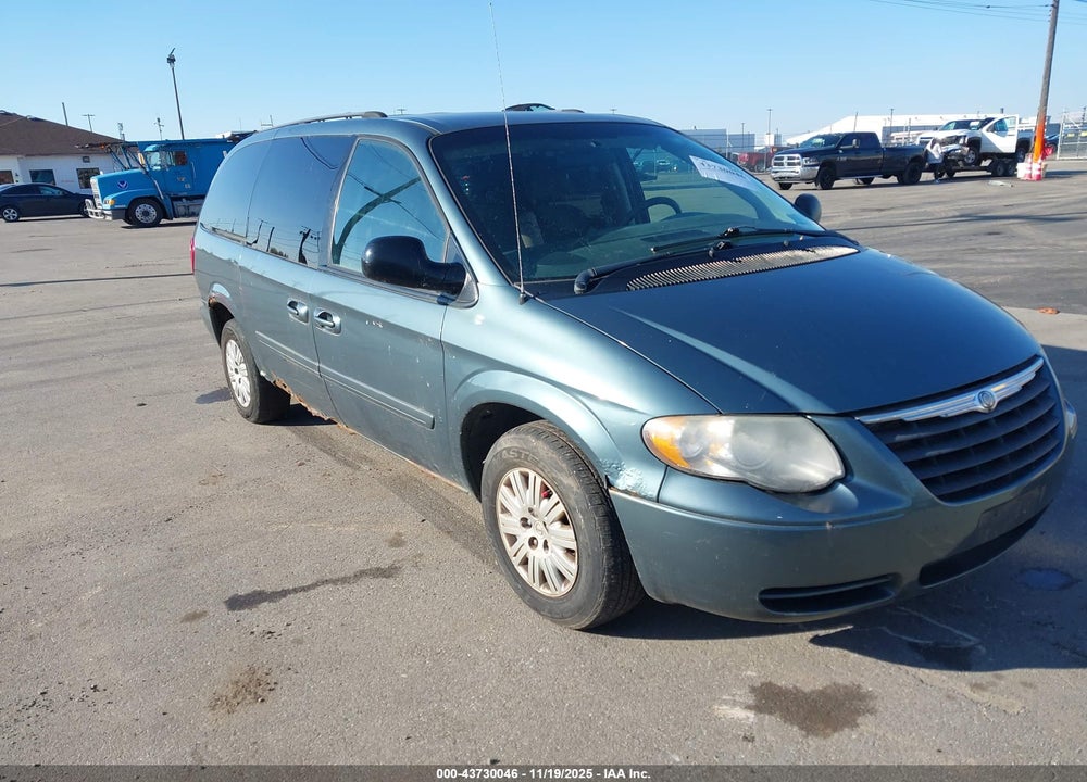 2007 CHRYSLER TOWN & COUNTRY LX VIN: 2A4GP44R87R343188