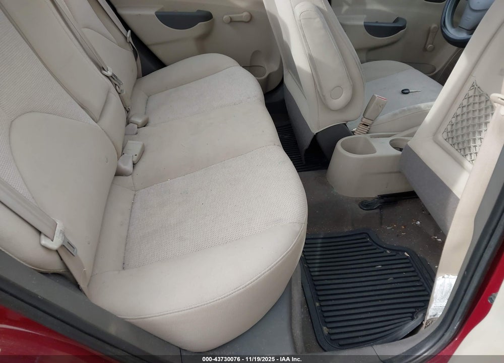 2009 HYUNDAI ACCENT GLS VIN: KMHCN46C29U383982