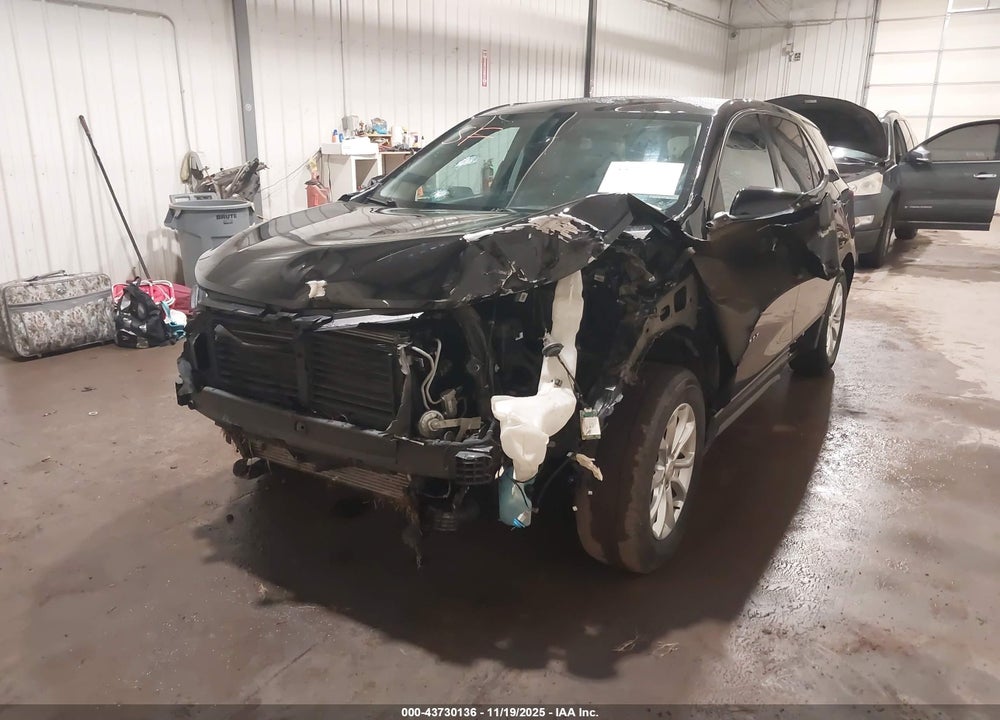 2018 CHEVROLET EQUINOX LT VIN: 2GNAXJEV8J6116606
