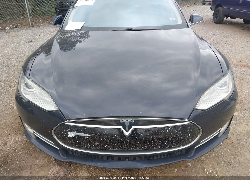 2013 TESLA MODEL S VIN: 5YJSA1AC5DFP11172