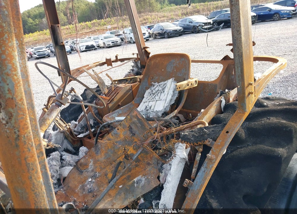 2014 JOHN DEER --- VIN: 1PY5075EPEB012606