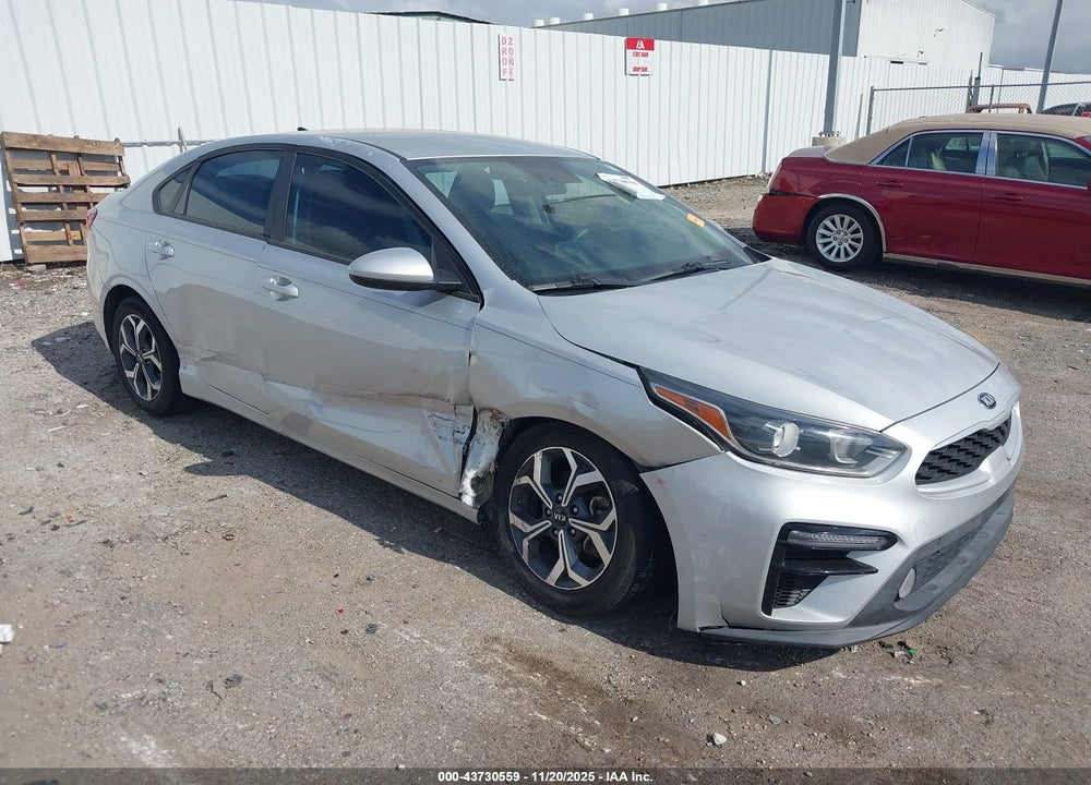 2019 KIA FORTE LXS VIN: 3KPF24AD1KE060148