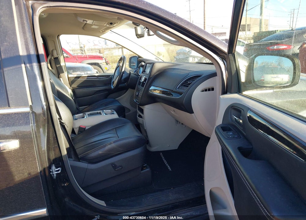 2014 CHRYSLER TOWN & COUNTRY TOURING-L VIN: 2C4RC1CG4ER368420