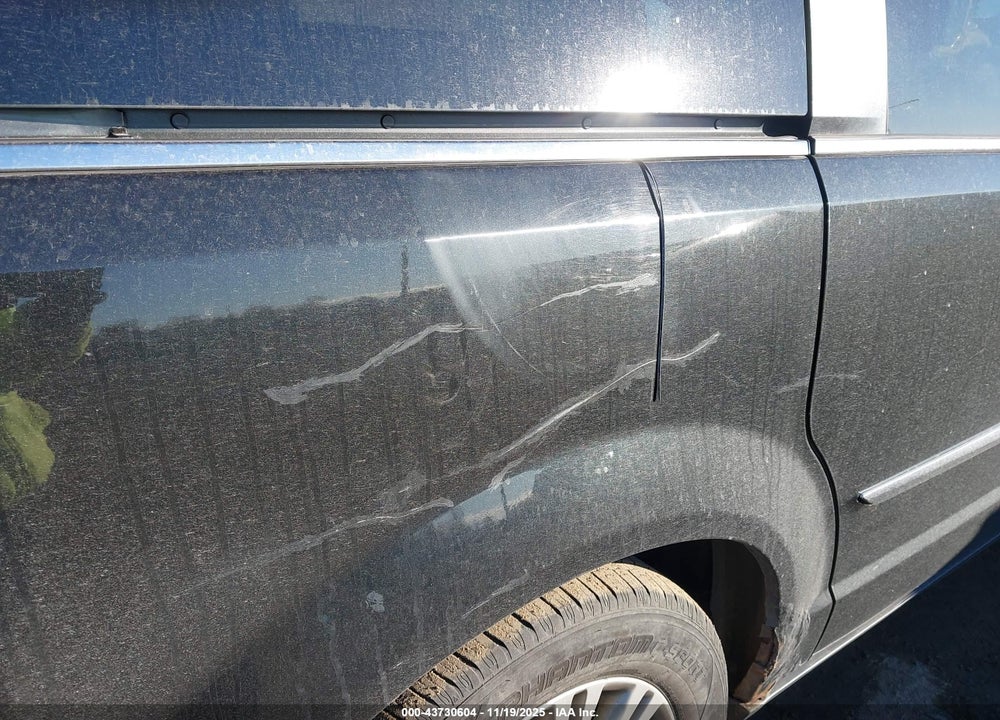 2014 CHRYSLER TOWN & COUNTRY TOURING-L VIN: 2C4RC1CG4ER368420