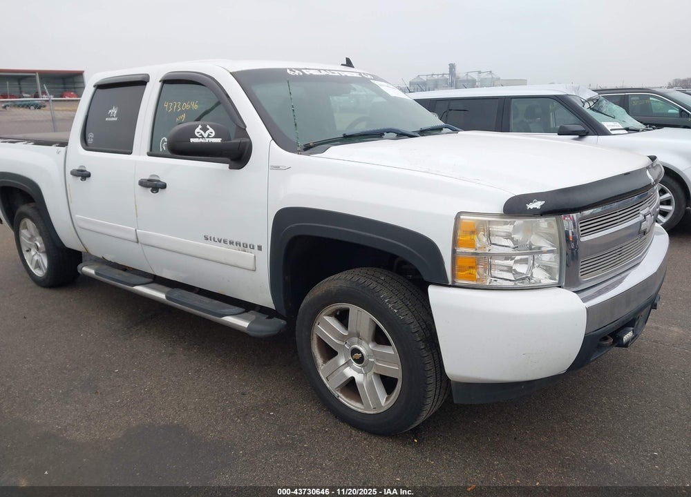 2008 CHEVROLET SILVERADO 1500 LT1 VIN: 3GCEK13388G243025