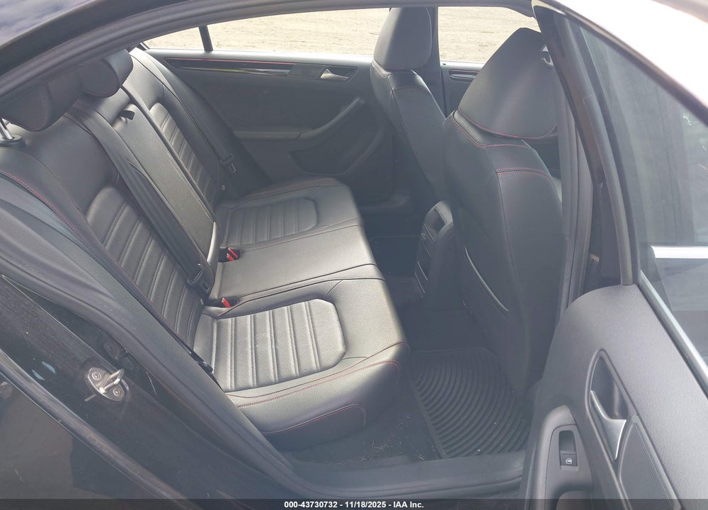 2018 VOLKSWAGEN JETTA VIN: 3VW4T7AJ9JM242628