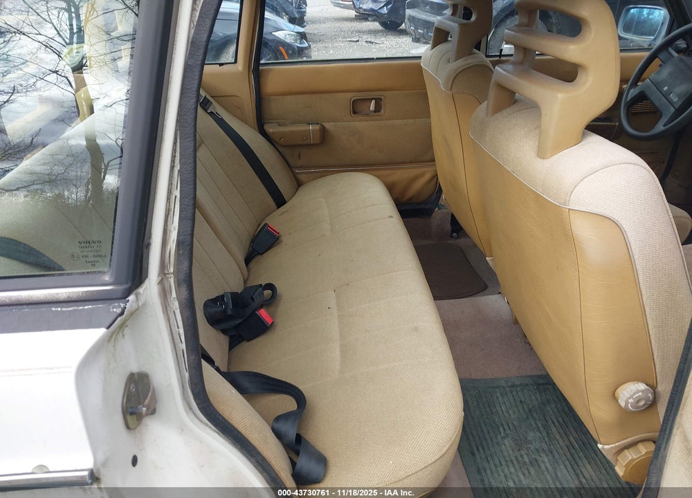 1989 VOLVO 244 DL/GL VIN: YV1AX8846K1353338