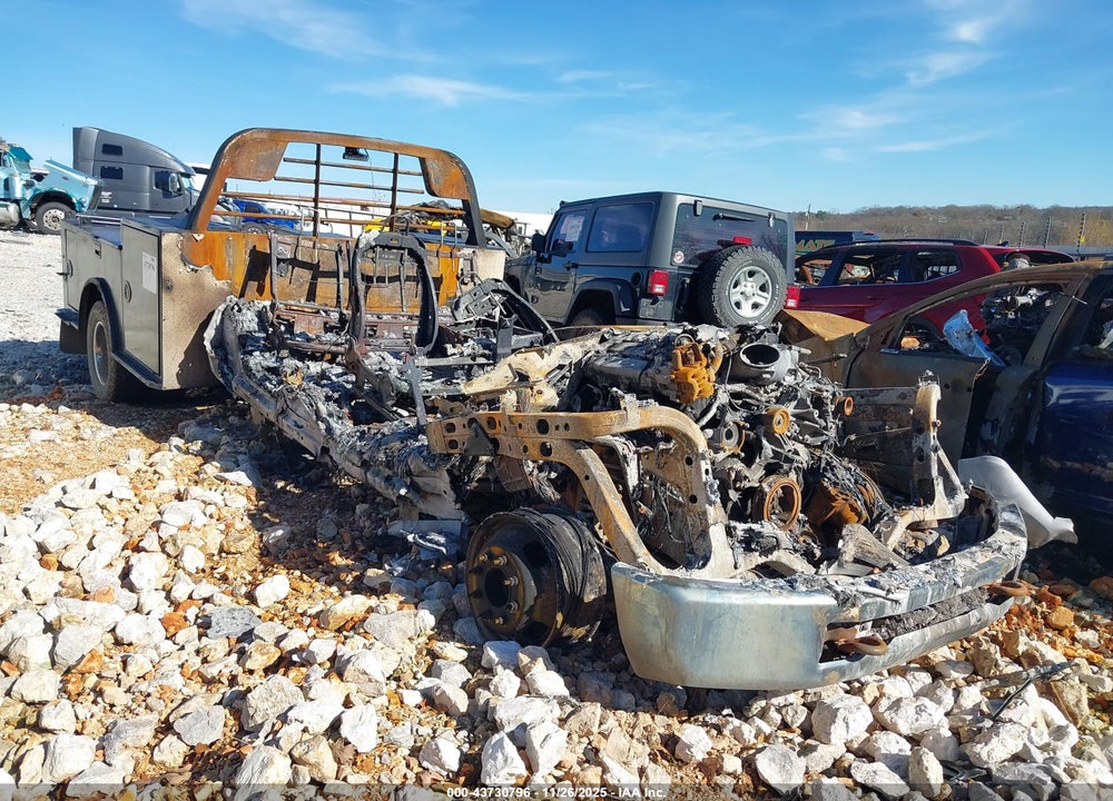 2019 FORD F-350 CHASSIS XL VIN: 1FD8W3HT7KEC10565