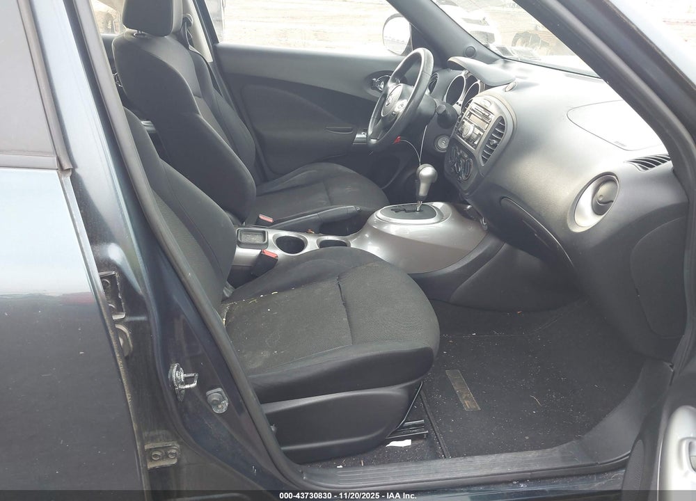 2011 NISSAN JUKE S VIN: JN8AF5MV8BT014546