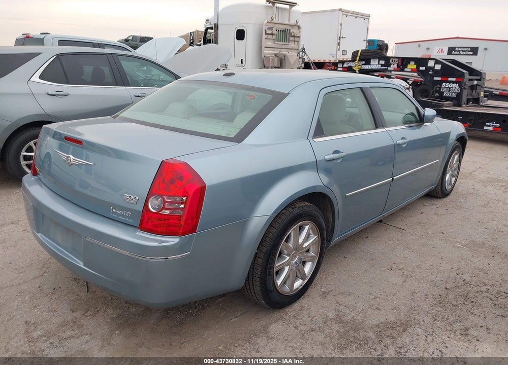 2009 CHRYSLER 300 VIN: 2C3LA53V29H551929