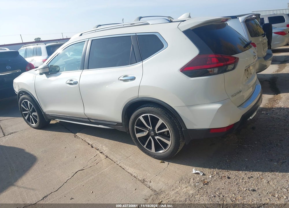 2018 NISSAN ROGUE SL VIN: JN8AT2MT5JW486187