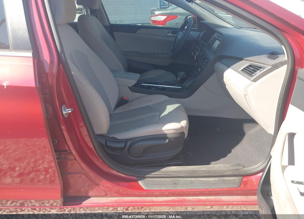 2016 HYUNDAI SONATA SE VIN: 5NPE24AFXGH425975