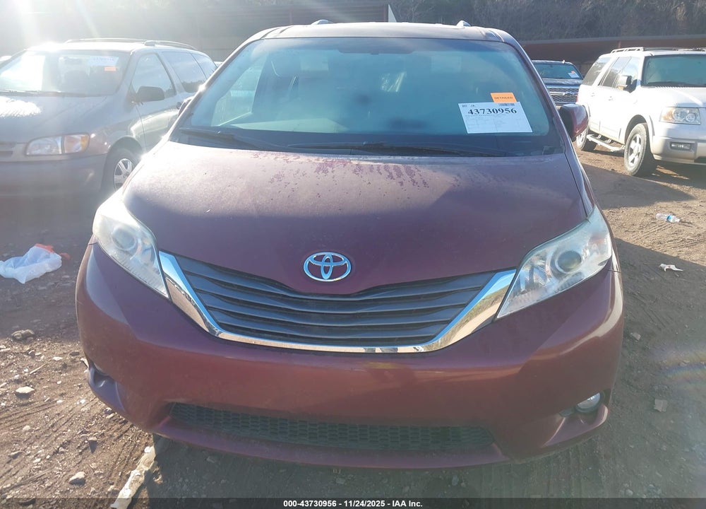 2011 TOYOTA SIENNA XLE V6 VIN: 5TDYK3DC3BS020651