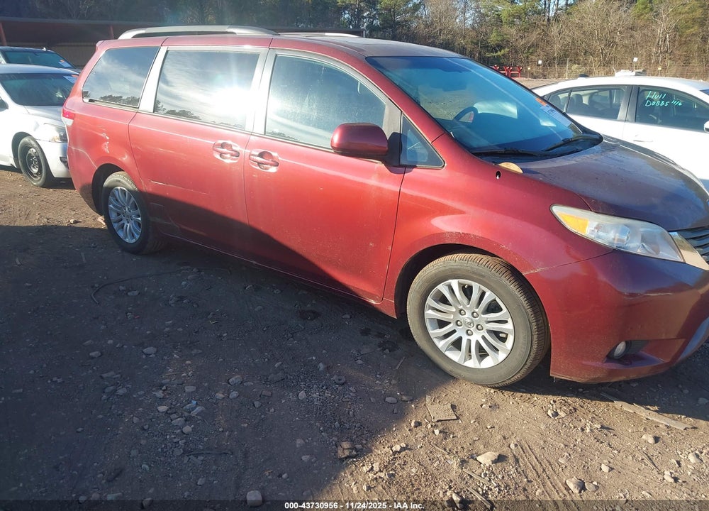 2011 TOYOTA SIENNA XLE V6 VIN: 5TDYK3DC3BS020651