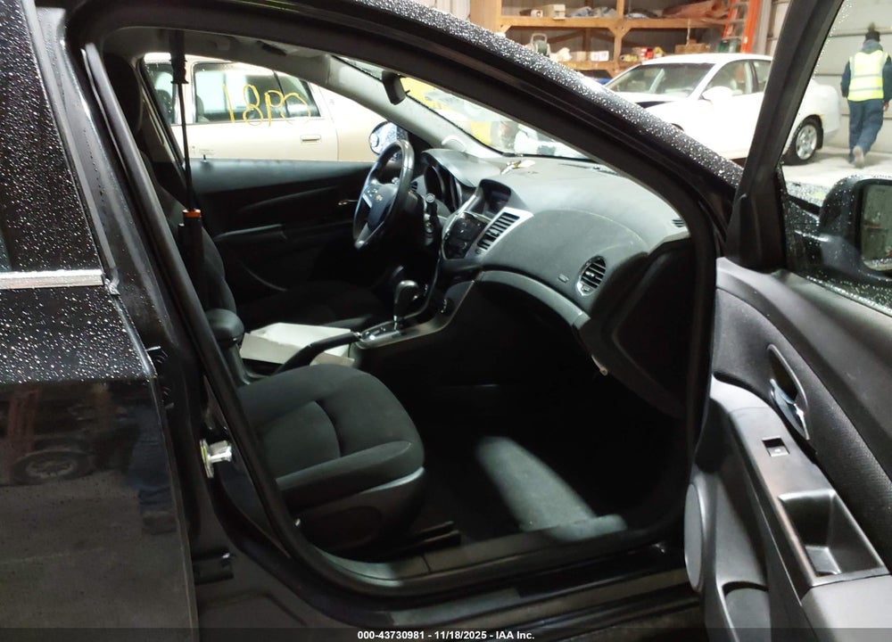 2014 CHEVROLET CRUZE VIN: 1G1PC5SB9E7304243
