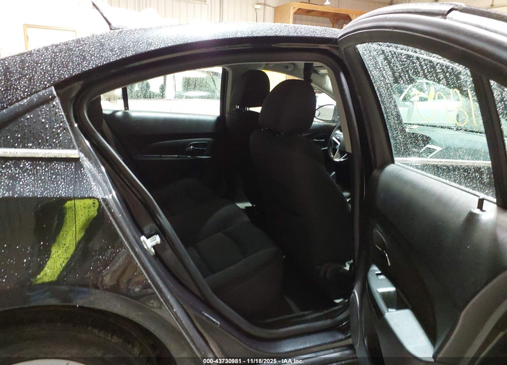 2014 CHEVROLET CRUZE VIN: 1G1PC5SB9E7304243