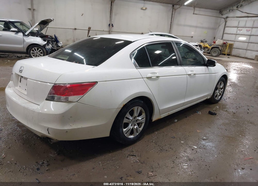 2010 HONDA ACCORD 2.4 LX-P VIN: 1HGCP2F42AA046215