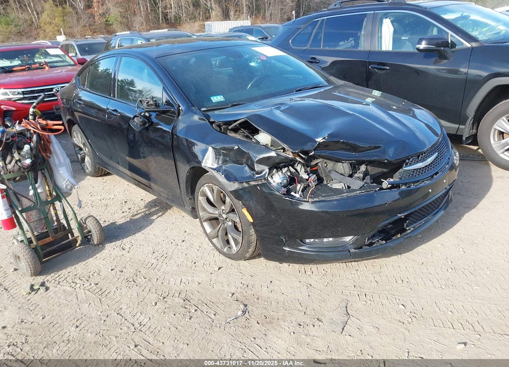 2015 CHRYSLER 200 S VIN: 1C3CCCDG5FN544037