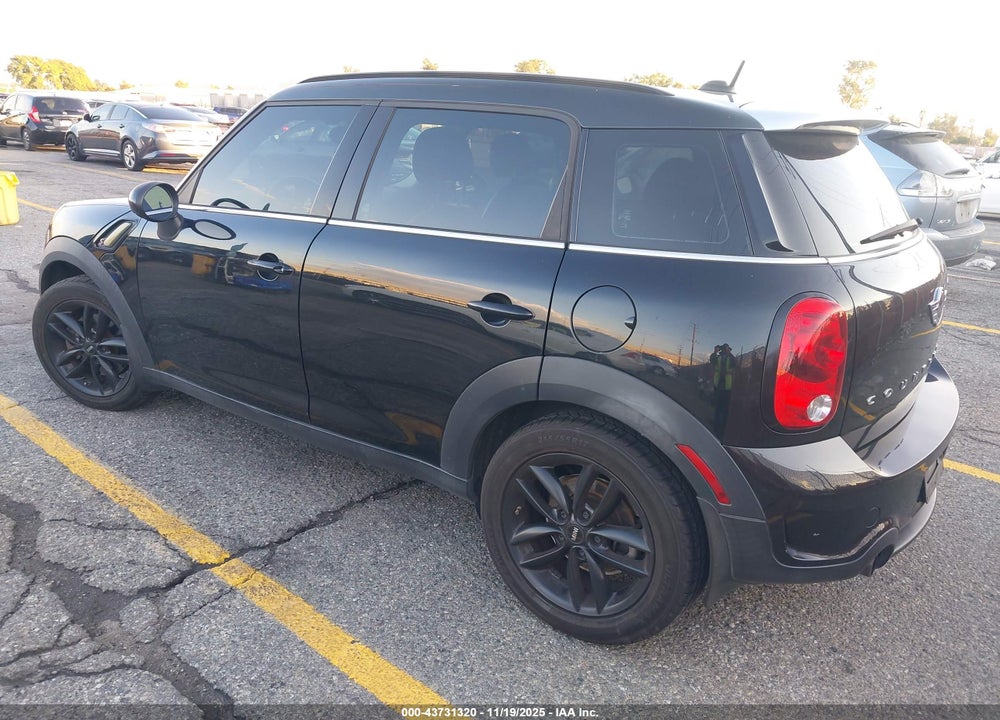 2015 MINI COUNTRYMAN COOPER S VIN: WMWZC3C56FWT02659