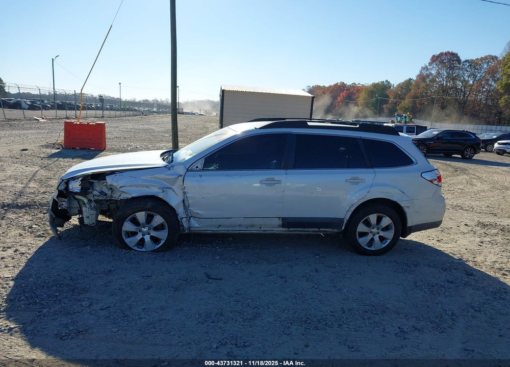 2011 SUBARU OUTBACK 2.5I LIMITED VIN: 4S4BRBJC0B3391893