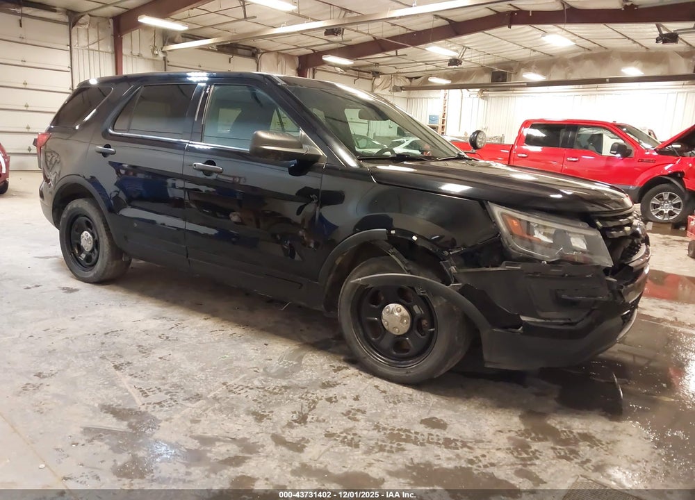 2017 FORD UTILITY POLICE INTERCEPTOR VIN: 1FM5K8AR5HGA79014