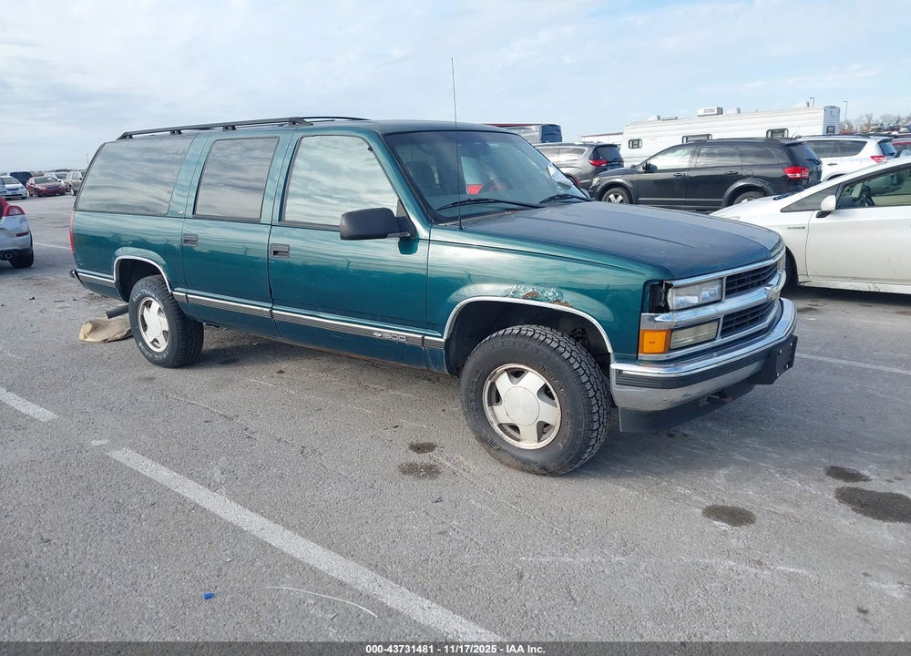 1999 CHEVROLET SUBURBAN 1500 VIN: 3GNFK16R9XG269286