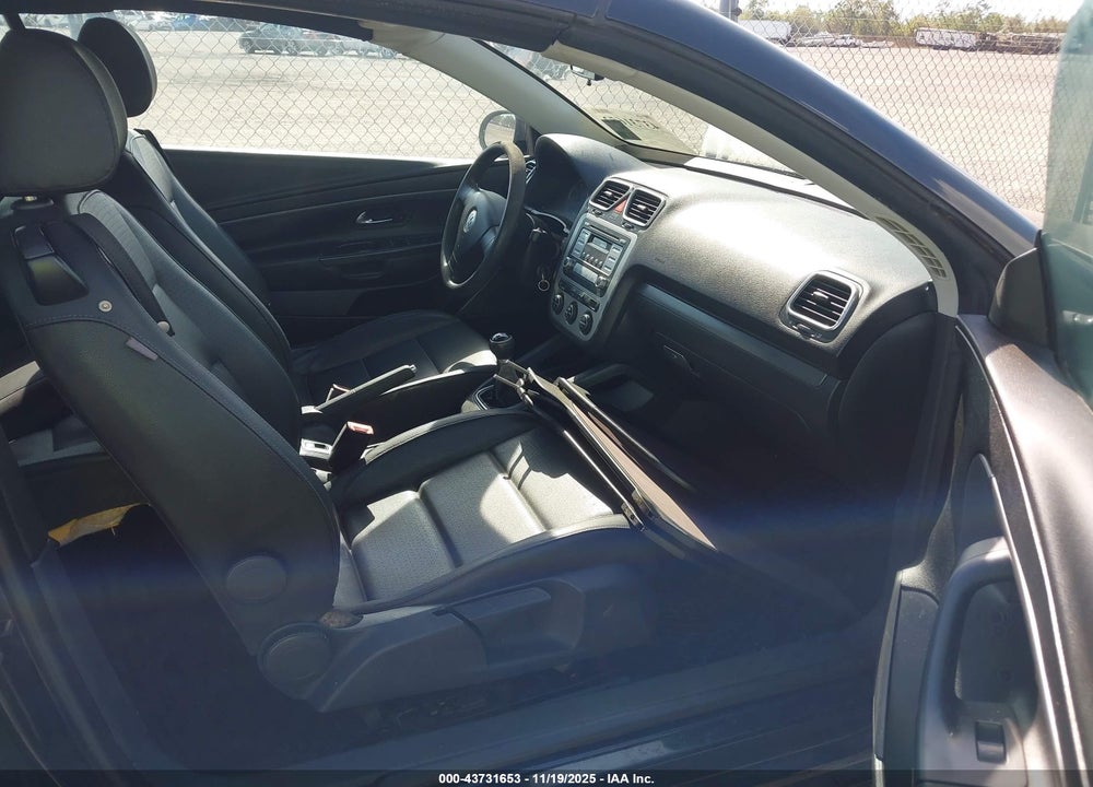 2007 VOLKSWAGEN EOS 2.0T VIN: WVWAA71FX7V029158