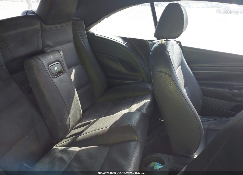 2007 VOLKSWAGEN EOS 2.0T VIN: WVWAA71FX7V029158