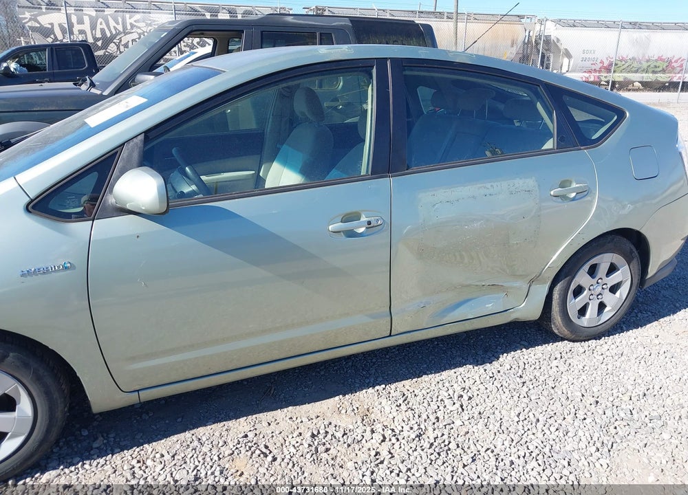 2007 TOYOTA PRIUS VIN: JTDKB20U177668263