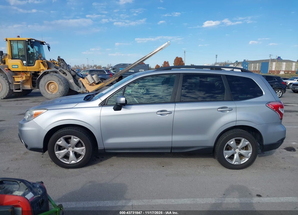 2015 SUBARU FORESTER VIN: JF2SJADC1FH500664