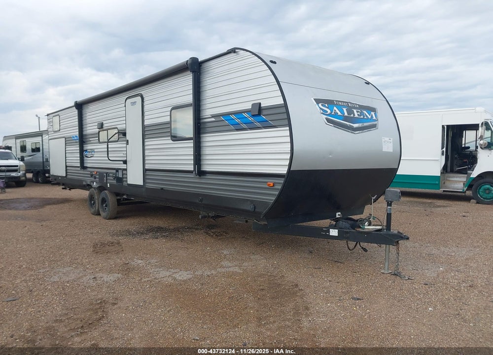 2021 FOREST RIVER SALEM 33TS VIN: 4X4TSMJ24M8068513