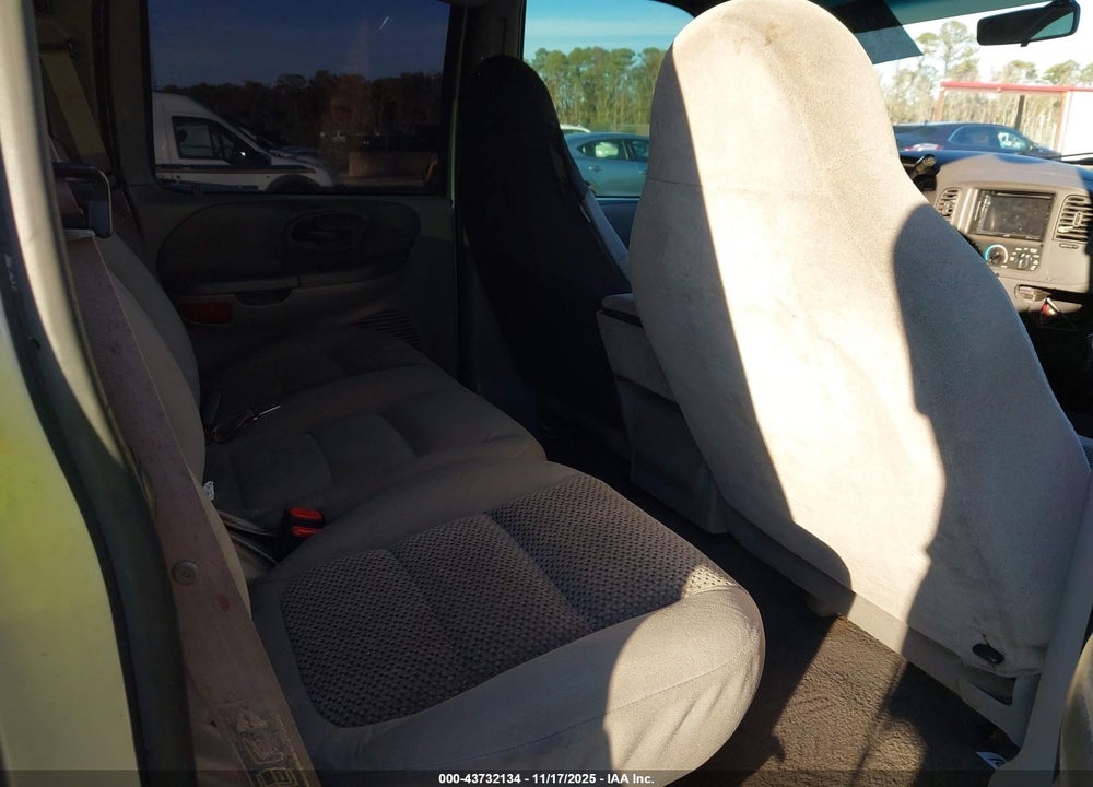 2001 FORD F-150 HARLEY-DAVIDSON EDITION/KING RANCH EDITION/LARIAT/XLT VIN: 1FTRW07L81KD61519