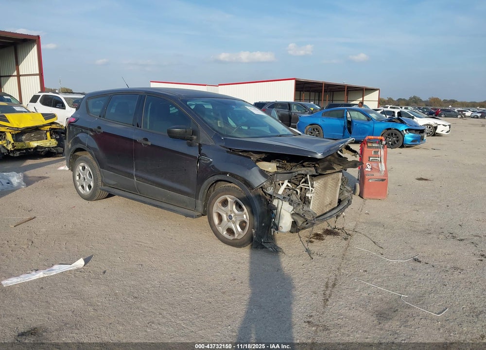 2018 FORD ESCAPE S VIN: 1FMCU0F71JUB71710