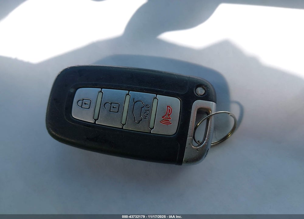 2013 KIA SORENTO SX V6 VIN: 5XYKWDA26DG326173