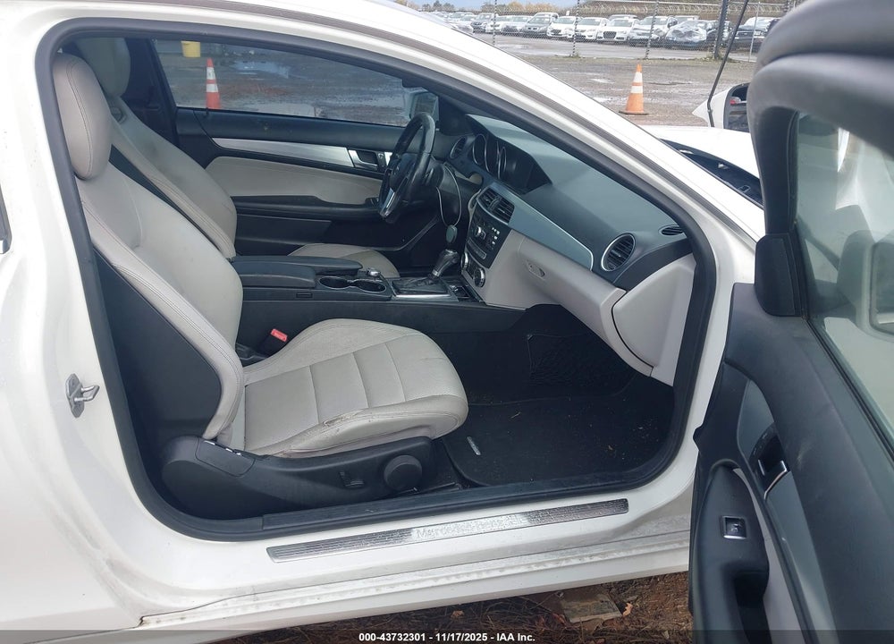 2012 MERCEDES-BENZ C 350 SPORT VIN: WDDGJ5HB4CF734985