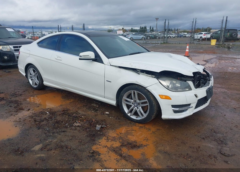 2012 MERCEDES-BENZ C 350 SPORT VIN: WDDGJ5HB4CF734985