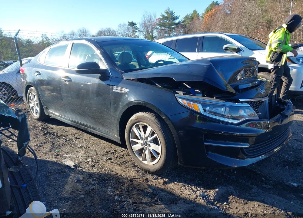 2016 KIA OPTIMA LX VIN: 5XXGT4L34GG117172