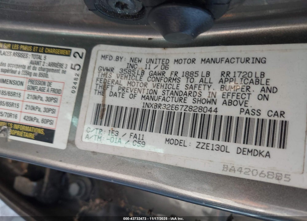 2007 TOYOTA COROLLA CE VIN: 1NXBR32E67Z828044