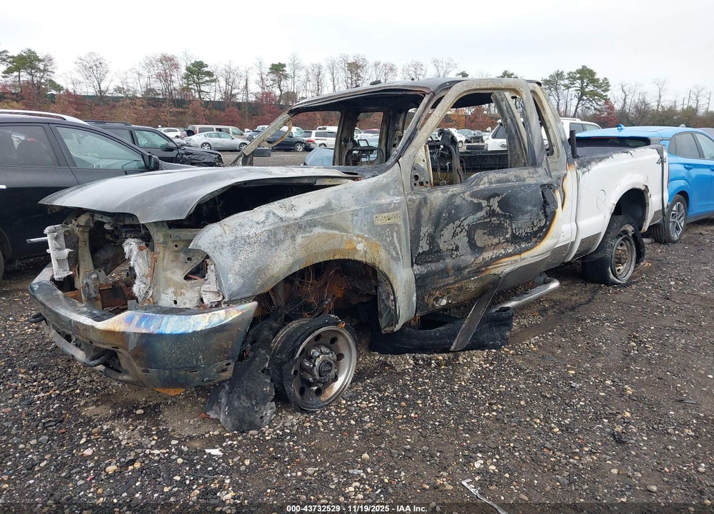 2003 FORD F-350 LARIAT/XL/XLT VIN: 1FTSX31PX3EC03518