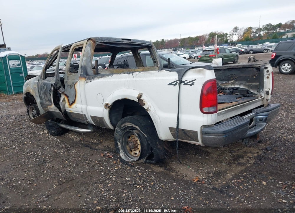 2003 FORD F-350 LARIAT/XL/XLT VIN: 1FTSX31PX3EC03518