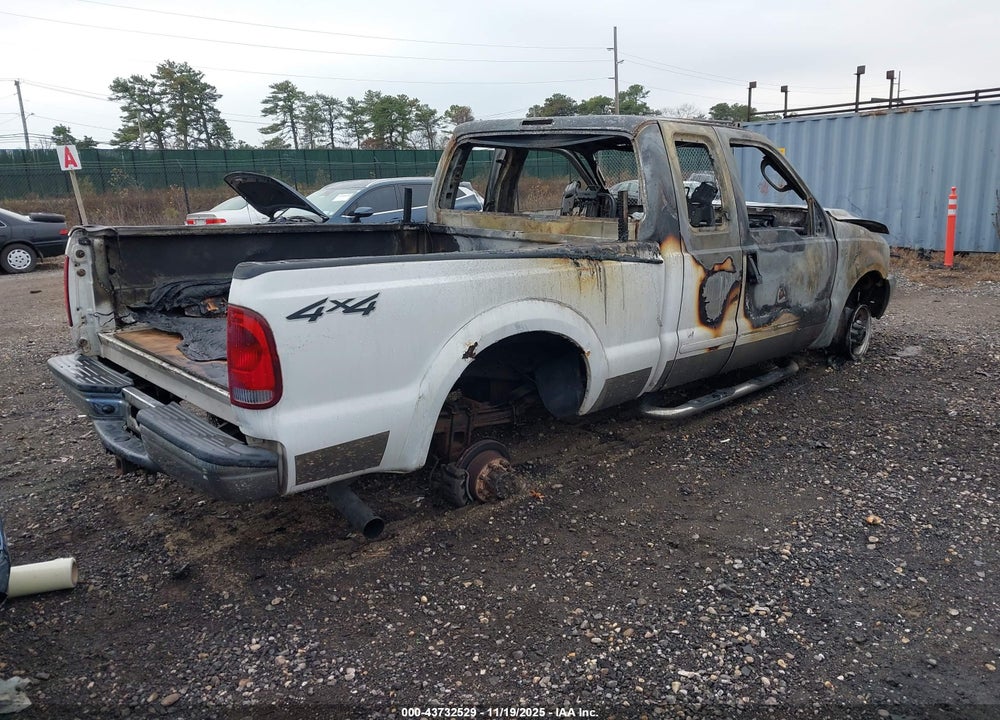 2003 FORD F-350 LARIAT/XL/XLT VIN: 1FTSX31PX3EC03518