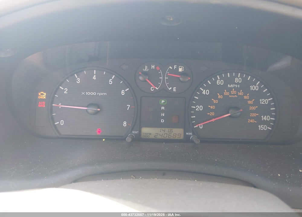2002 HYUNDAI SONATA GLS/LX VIN: KMHWF35H82A669702