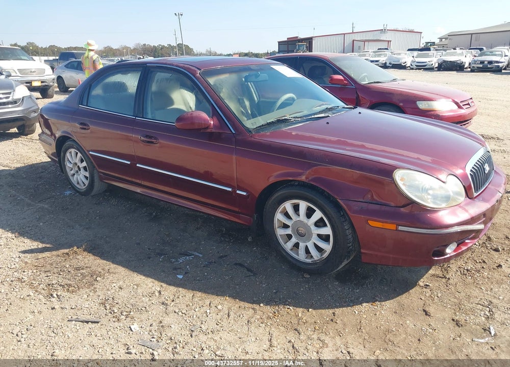 2002 HYUNDAI SONATA GLS/LX VIN: KMHWF35H82A669702