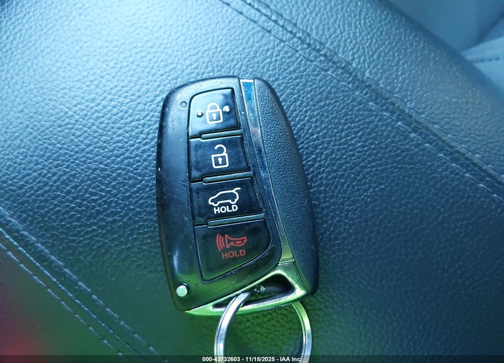 2013 HYUNDAI SANTA FE SPORT 2.0T VIN: 5XYZUDLAXDG098025
